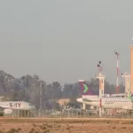 Susto en el aire: dos aviones que iban de Chile a San Pablo hicieron un aterrizaje forzoso en Mendoza