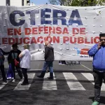 Los gremios docentes convocaron a un paro nacional y a una marcha para el próximo martes