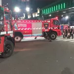 Tensión en Palermo: rescatan a un hombre que intentaba arrojarse desde el Puente Pacífico