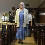 Carmen Pano se ratifica en llevar 90.000 euros en bolsas a Ferraz y el PSOE intenta vincularla torpemente al PP