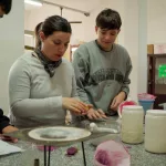 La docente cordobesa que convierte sus clases de química en políticas públicas y sustentabilidad