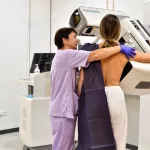 A Page y resto del PSOE les estalla en la cara su hipocresía con los cribados de cáncer de mama