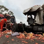 Trágico doble choque en la ruta 9: un chofer murió al quedar atrapado en la cabina destruida de su camión
