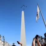 Así fue el vuelo de los aviones de combate F-16 en Buenos Aires y Córdoba: siete minutos de show y rugido a 700 km/h