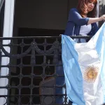 El Gobierno irá a la Corte para impedir que Cristina Kirchner siga cobrando la pensión de Néstor Kirchner