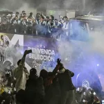 Reproches y cruces dentro del Gobierno por la estrategia para aprovechar el fervor por la Selección