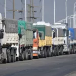 Avalancha de camiones en los puertos de Rosario por el fuerte avance de la cosecha de granos
