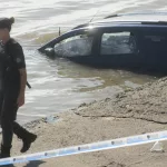 “Pescaba cuando vi caer la camioneta”: el dramático testimonio del hombre que rescató a su mujer y a su hija de las aguas del Río de la Plata