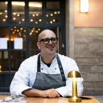 Fue pionero de la cocina vegana en Argentina y tiene un elogiado restaurante en España: “Es difícil emocionar con unas zanahorias”