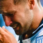 Patadón, roja y llanto: Miljevic dejó a Racing con diez