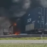 Brutal choque e incendio de dos camiones y tres autos en la Panamericana, a la altura de  Campana