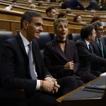 El Gobierno desbarra al justificar la comida de Alegría con Salazar: "Hasta a un amigo se le lleva tabaco a la cárcel"