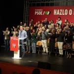 Sánchez baraja hacer el balance del año en plena campaña extremeña y se arriesga a una sanción de la JEC