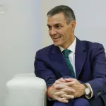 Iván Redondo estrena su empresa de encuestas y tiene la suerte de que la primera le sale al gusto de Sánchez