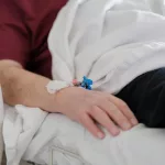 Madrid implantará un sistema de televigilancia para que los pacientes puedan recuperarse en casa