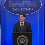 Javier Milei y sus medidas, EN VIVO: “Este Gobierno está desendeudando a la Argentina”, aseguró el vocero Ravier frente a las críticas al plan financiero de Caputo