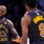 Tras la bomba de LeBron, cuáles son los traspasos más importantes hasta el momento en la NBA