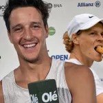 Luciano Darderi: el tour gesellino que planificó para Jannik Sinner, con churros y playa