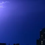 Alerta naranja por tormentas fuertes y marcado descenso de la temperatura en el AMBA: cómo estará el clima este jueves