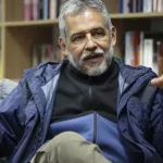 Mario Mendoza, escritor: “Estamos todos fracturados” y al borde de un colapso mental
