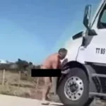 Desnudo y borracho causó caos en un ruta de Chile y atacó un auto argentino: le rompió el parabrisas