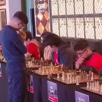 Faustino Oro arrancó su gira en Argentina como un Gran Maestro: ganó las 25 partidas que jugó