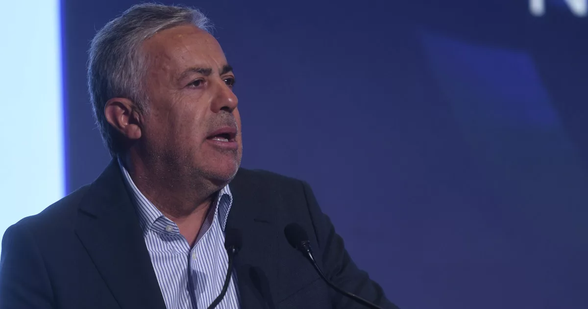 Insólito: Cornejo festejó el "crecimiento" del empleo privado en Mendoza con una cifra negativa