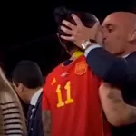 Luis Rubiales sacude a Pedro Sánchez y culpa a la ‘izquierda radical’ en el escándalo del beso a Jenni Hermoso