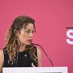 Sumar exige al PSOE la regularización exprés de medio millón de inmigrantes por la vía Zapatero