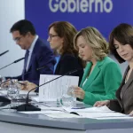 El Gobierno se planta: las cuentas del PSOE "cuadran" y el efectivo es "legal"