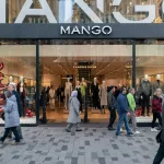 Una famosa marca española de ropa vuelve al país de la mano de Grimoldi