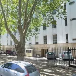 Un detenido acusado por violación se tiró de un tercer piso en los tribunales de La Plata