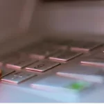 La estafa de la chapa de refrescos en cajeros de Madrid: así actuaban los falsos samaritanos con los ancianos