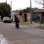 “Ya es normal escuchar tiros”: miedo en el barrio del policía asesinado por motochorros en Loma Hermosa