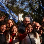 La interna se coló en la caravana a la casa de Cristina: a último momento Kicillof y los intendentes de su sector no confirman si irán