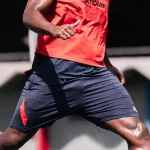 Romaña se entrenó a la par del grupo: ¿se mete en el 11 o lo cuidan?