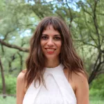 Mundos íntimos. Parece impenetrable, hostil. Pero el día que conocí el monte santiagueño sentí una revelación: desborda vida.