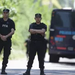 En medio de los allanamientos en la mansión atribuida a Toviggino, la Justicia le sacó la causa a Rafecas y ordenó que cambie de juez