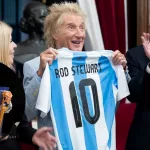 Rod Stewart, entre Atlanta, Messi y Maradona