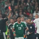 Efecto Balogun: en Inglaterra piden retrasar una expulsión hasta que termine el Mundial
