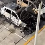 Venezuela: un árbitro expulsó al hijo del presidente de un club y le prendieron fuego el auto