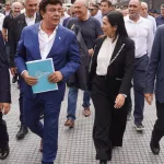 Intendentes del conurbano alertan por la caída de la recaudación y la mayor demanda de asistencia, pero aseguran que no hay riesgo de estallido