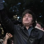 Javier Milei y sus medidas, EN VIVO: el Gobierno celebra la ayuda de EE.UU. mientras reacomoda su lista en Provincia tras el escándalo de Espert