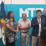 Sorpresa en La Matanza: Héctor “Toty” Flores, histórico referente de Elisa Carrió, juró en el gabinete del peronista Fernando Espinoza