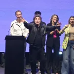 Javier Milei y sus medidas, EN VIVO: el Presidente vuelve por tierra desde Rosario a Buenos Aires, y se reunirá por la tarde con el CEO de JP Morgan por ayuda financiera