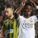 ¿Con quién se enojó Vinícius al ser reemplazado en la Champions?
