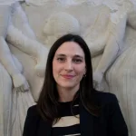 Milena Gallipoli reivindica las copias y reescribe la historia del arte desde los calcos: “Si no se reproduce, no existe”